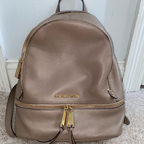 Michael Kors Handbags - Michael Kors Rhea Medium Leather Backpack Michael Kors Handbags - Michael Kors Rhea Medium Leather Backpack